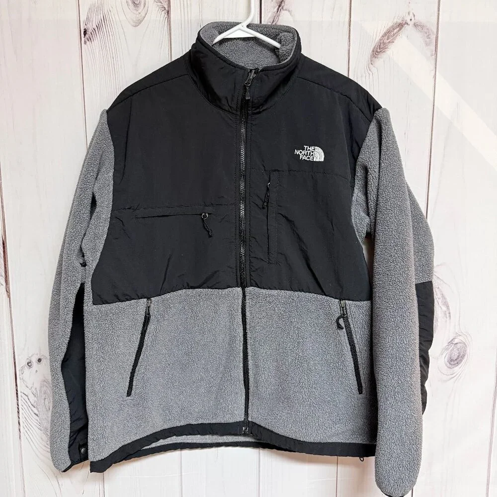 The North Face Men’s Denali Jacket Large Gray Black‎ EUC